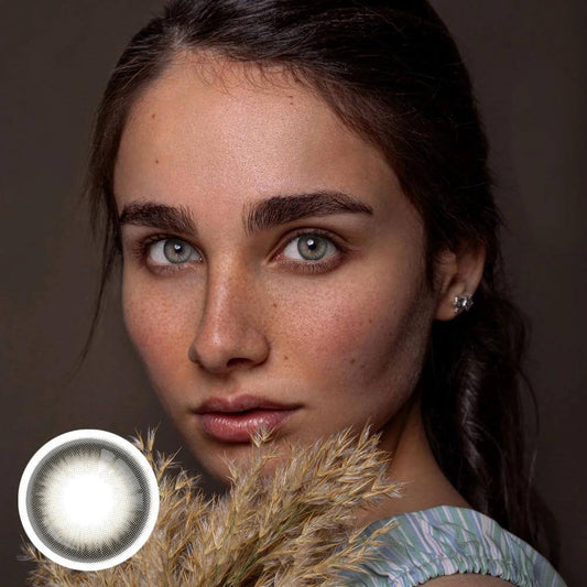 Model Wearing Demonstration